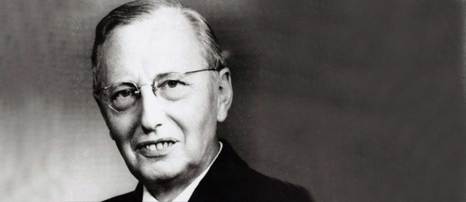 Louis Hjelmslev