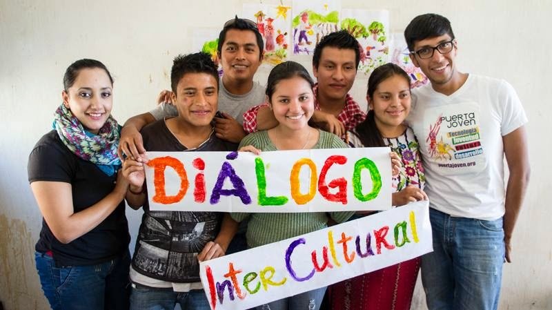 Pensamiento Intercultural Dialógico y Pensamiento Dialógico Global